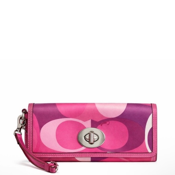 Coach Handbags - Coach Vintage Zoe Clutch-NWOT